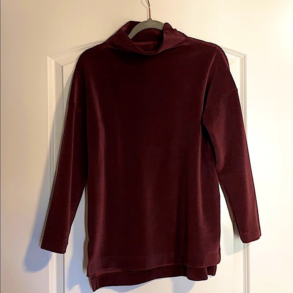 FREE!! Velour Sweatshirt